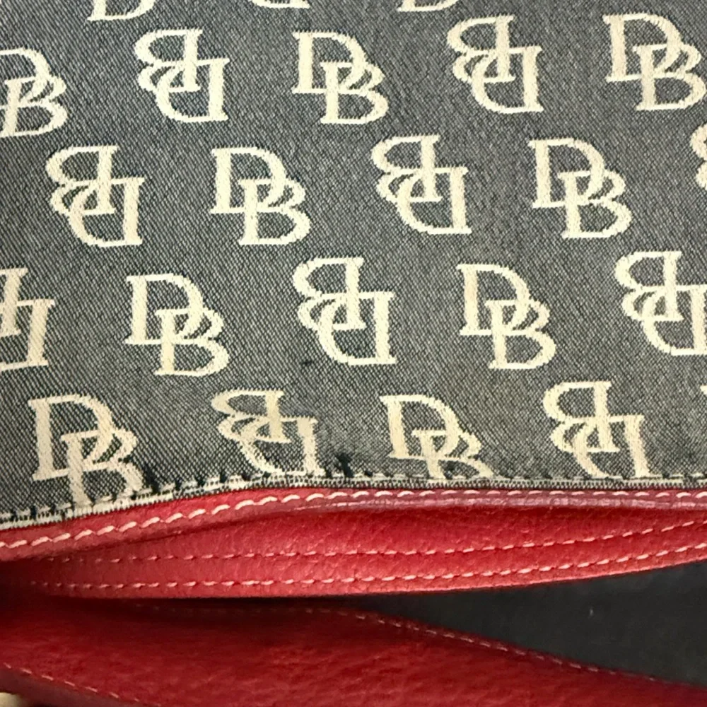 Vintage Dooney & Bourke large hobo monogram bag JUNK - Picture 12 of 16